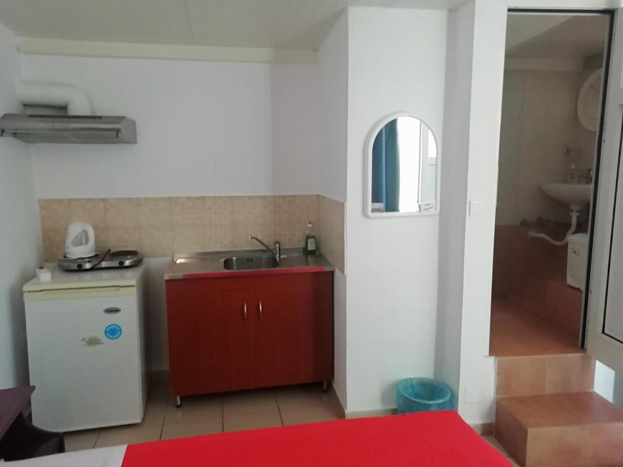Klima Rooms Paleochora Buitenkant foto
