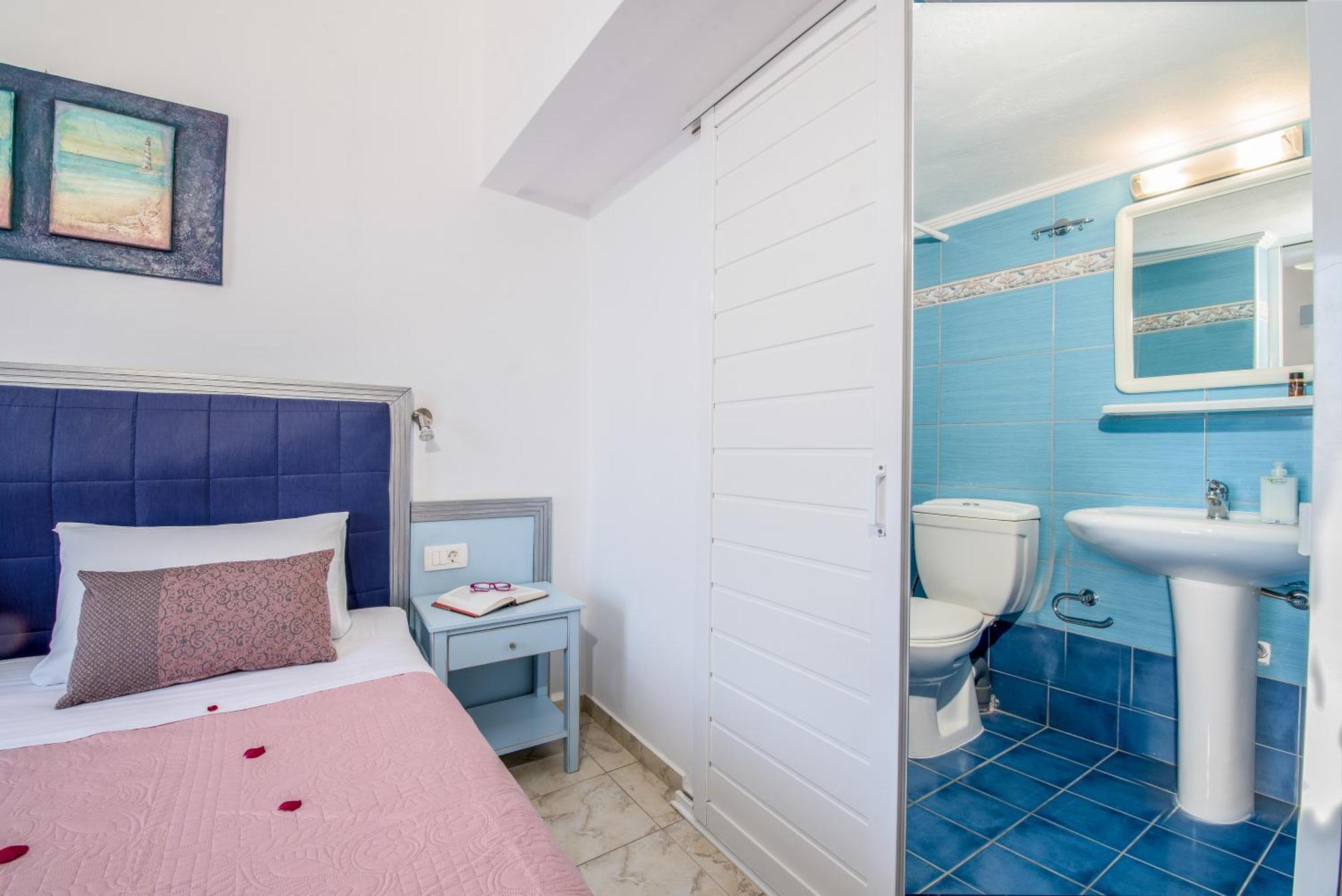 Klima Rooms Paleochora Buitenkant foto